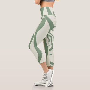 Ebb and Flow 4 in Green Capri Leggings
