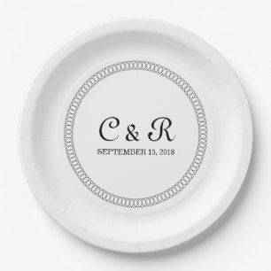 Ebony Encircled Round Paper Plates
