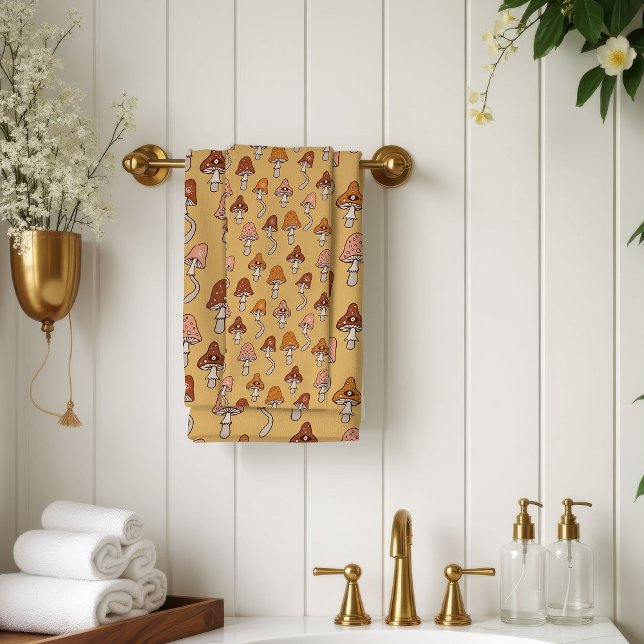 Eclectic Retro Towel Warm Tones & Soft Hues (Eclectic Retro Towel Warm Tones & Soft Hues)