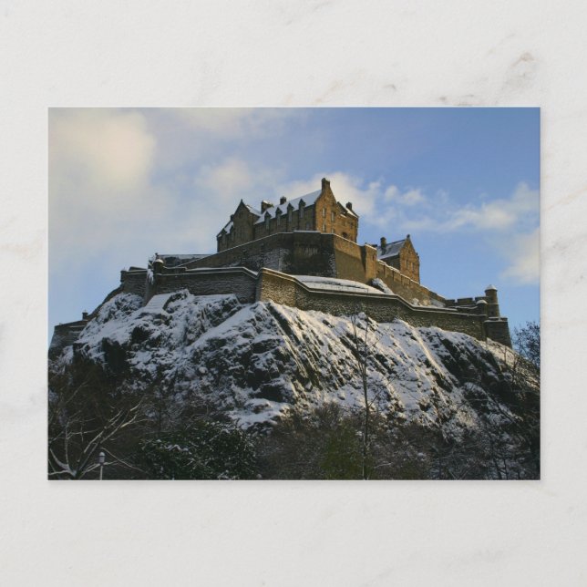 Edinburgh Castle covered in snow Postcard (Front)