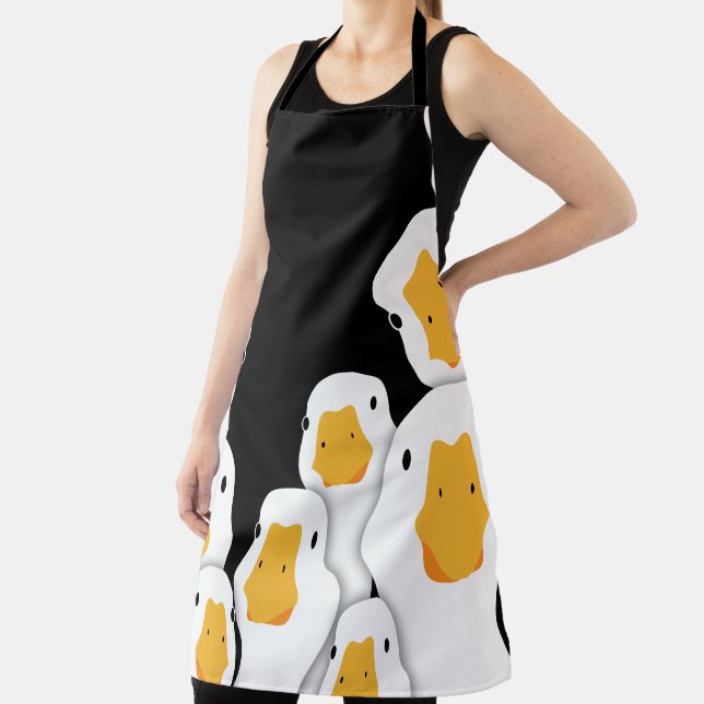 Eerie Surveillance: Geese Monitoring from Space Apron (Insitu)