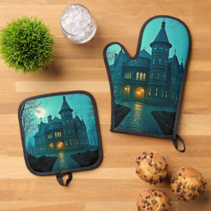 Eerie Victorian Mansion Moonlight Oven Mitt & Pot Holder Set