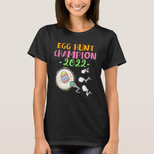 Egg Hunt Champion Mum Dad Easter Pregnancy Announc T-Shirt
