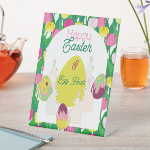 Egg hunt. pedestal sign