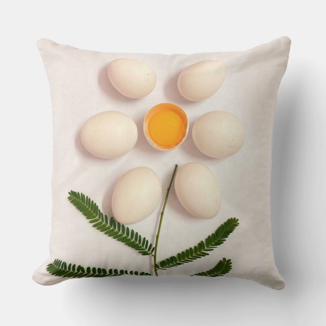 Egg Yolk Flower Cushion (Front)