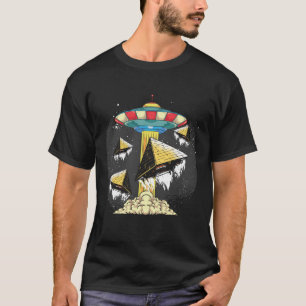 Egyptian Pyramids Abduction Extraterrestrial UFO A T-Shirt