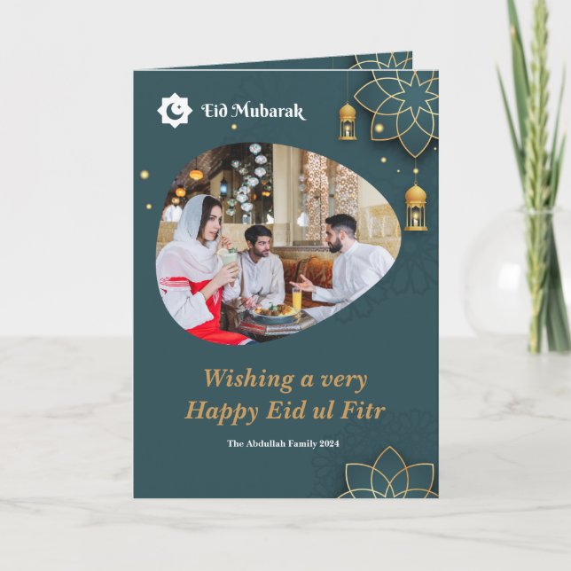 Eid ul Fitr Mubarak Family Photo Eid Greeting Holiday Card (Front)