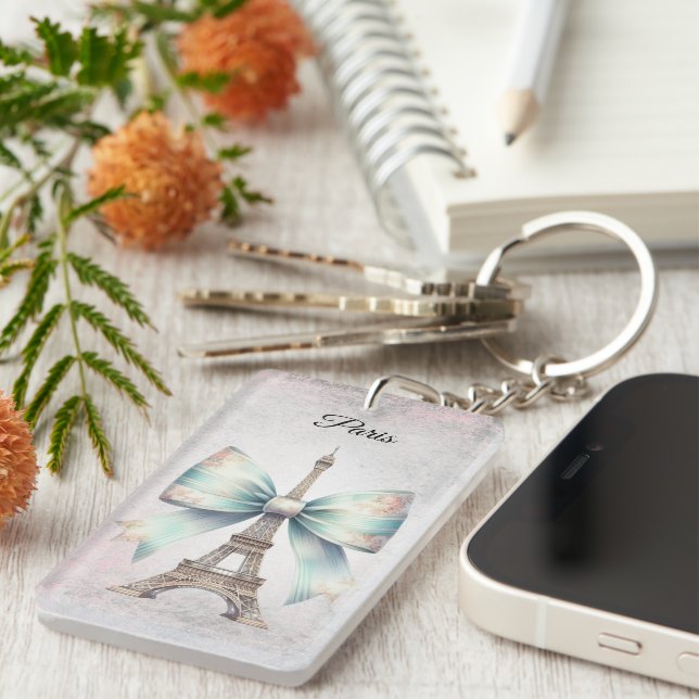 Eiffel Tower & Bow Magnet Key Ring (Front Right)