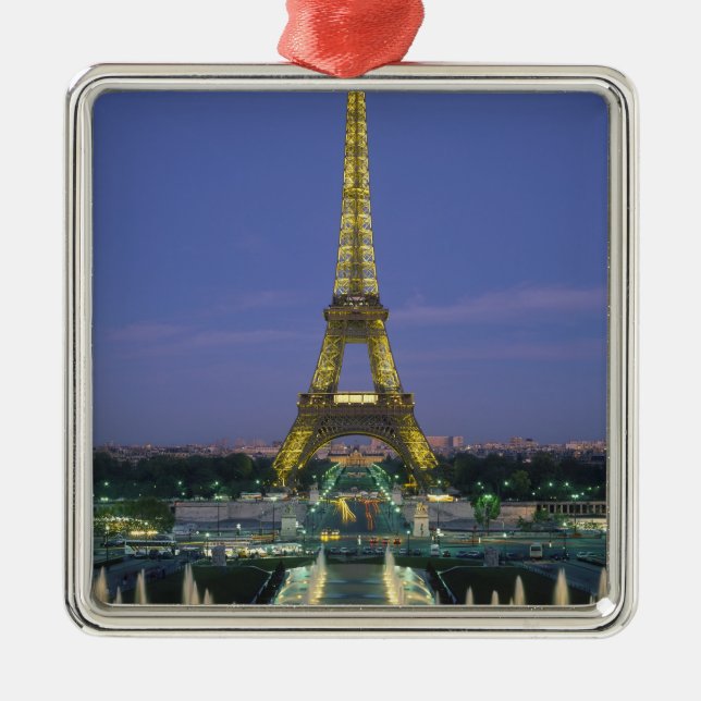 Eiffel Tower, Paris, France 2 Metal Tree Decoration (Front)