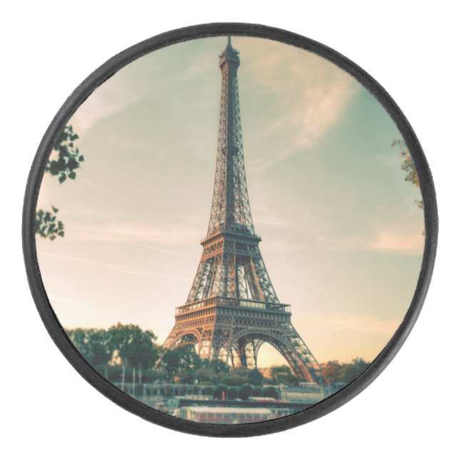 Eiffel tower throw pillow hockey puck (Front)