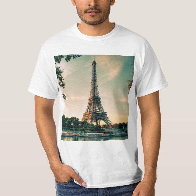 Eiffel tower throw pillow T-Shirt (Front)