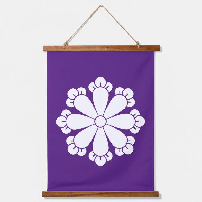Eight cloves hanging tapestry (Front)