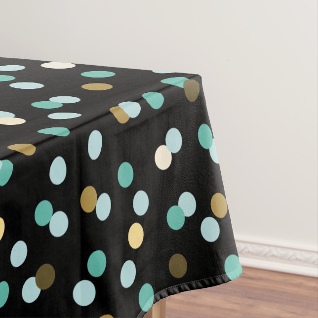 Eilin's Trendy Pattern Tablecloth (In Situ)