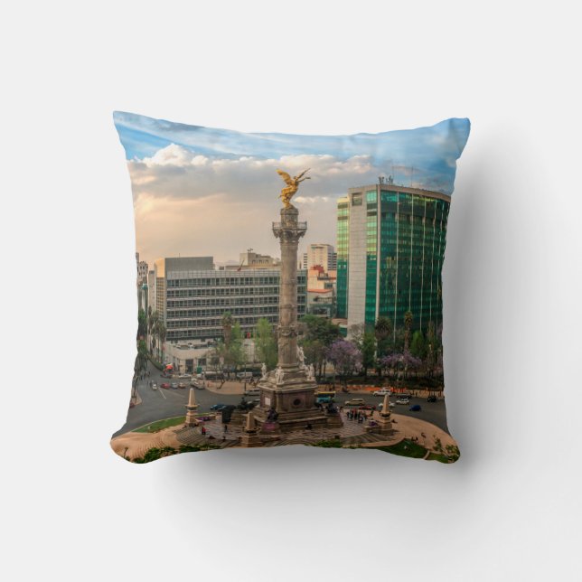 El Angel De Independencia Cushion (Front)