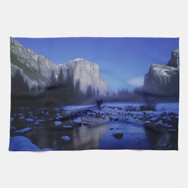 El Capitan Mountain, Yosemite National Park, Tea Towel (Horizontal)