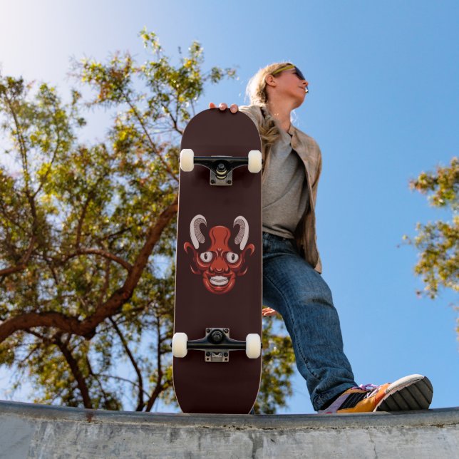 El Diablo Skateboard (Outdoor 1)
