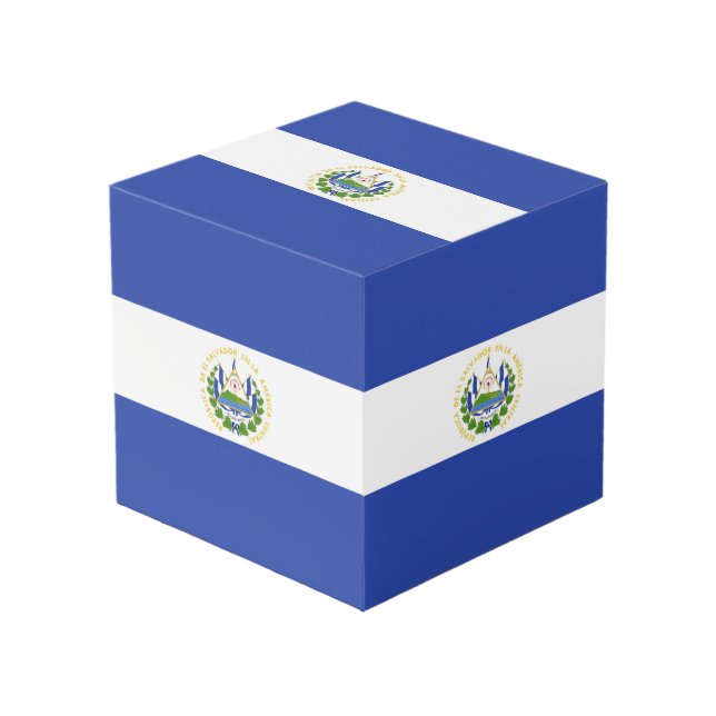 El Salvador flag Cube (Front Angled)