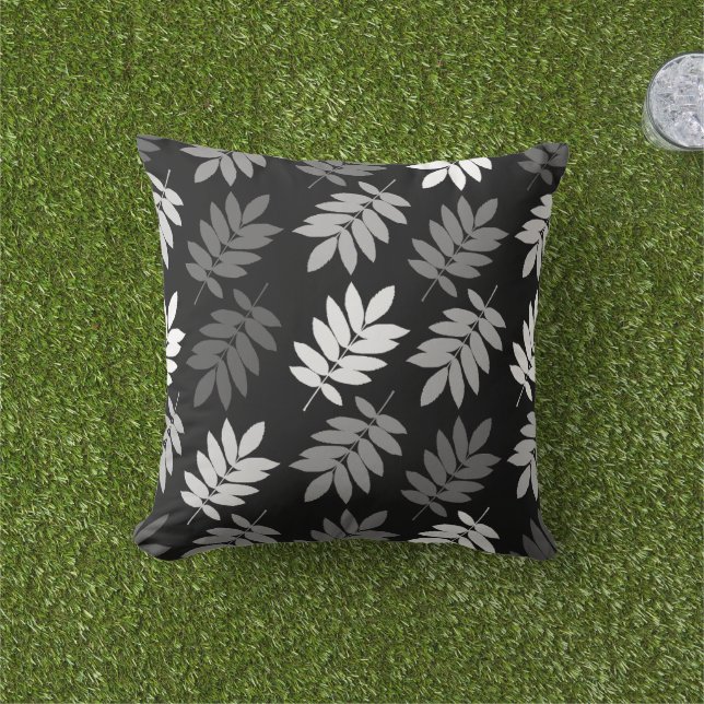 Elder Leaf Big Pattern Black White Grey Cushion (Grass)