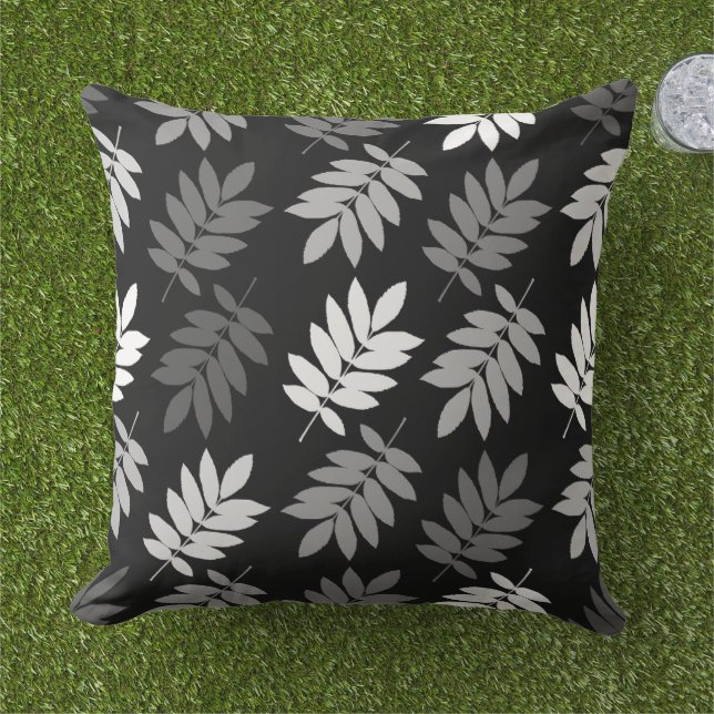 Elder Leaf Big Pattern Black White Grey Cushion (Grass)