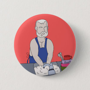 Elderly man washing the dishes 6 cm round badge