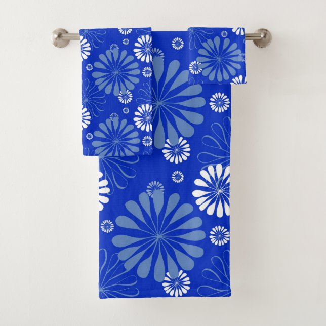 Electric Blue Modern Floral Print Bath Towel Set (Insitu)