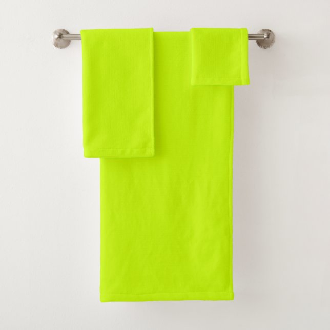 Electric Lime Solid Colour Bath Towel Set (Insitu)