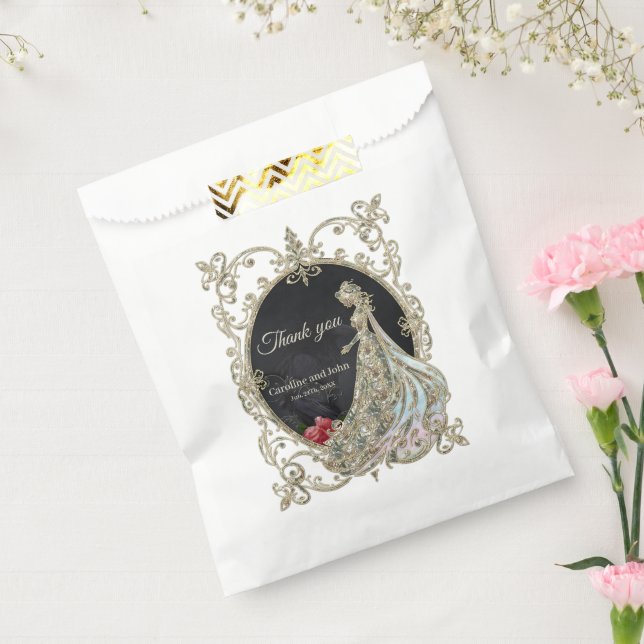 Elegance in gold and black.  favour bag (Sealed)
