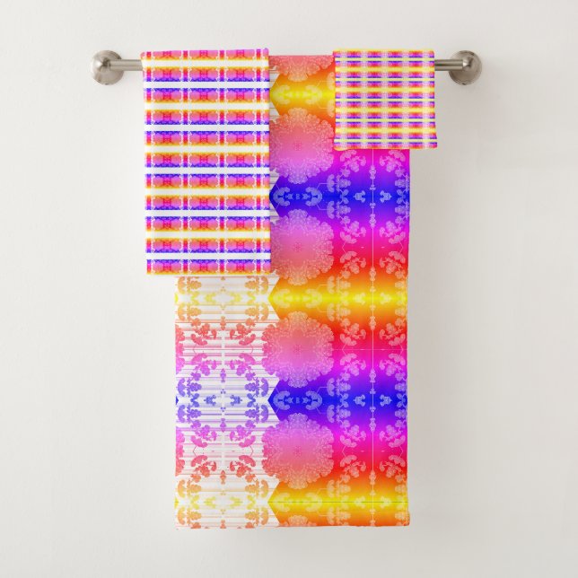 Elegant Abstract Geometric Backround Multicolor  Bath Towel Set (Insitu)