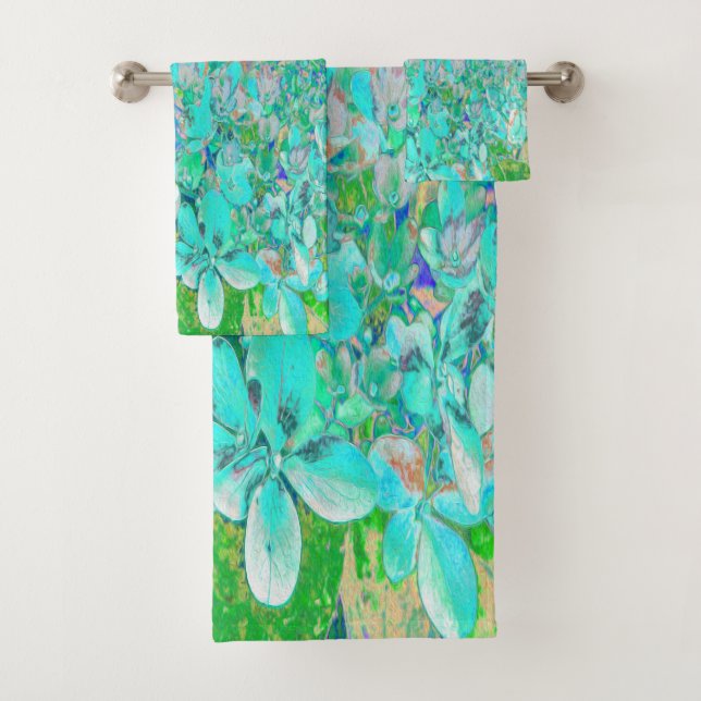 Elegant Aqua and Green Limelight Hydrangea Detail Bath Towel Set (Insitu)