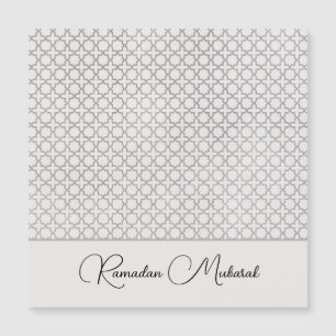 Elegant Arabesque Ornament