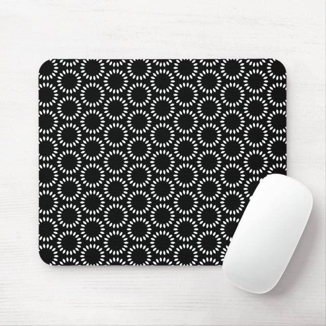 Elegant Black and White Petal Mandala Pattern Mouse Pad (With Mouse)