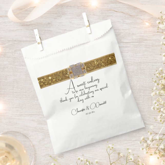 Elegant Black Gold Glitter Brooch Wedding Favour Bag (Clipped)