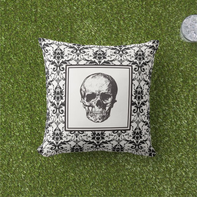 Elegant Black Gothic Damask Pattern Skull Outdoor Cushion (Grass)