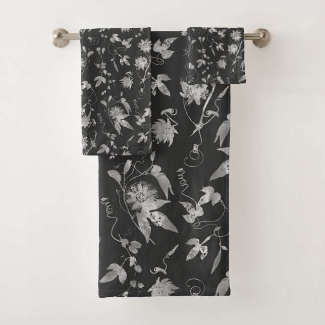 Elegant Black White Grey Passion Flowers Pattern Bath Towel Set (Insitu)