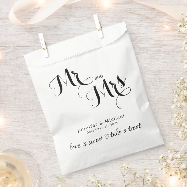 Elegant Black White Mr and Mrs  Love Is Sweet Favour Bag (Clipped)