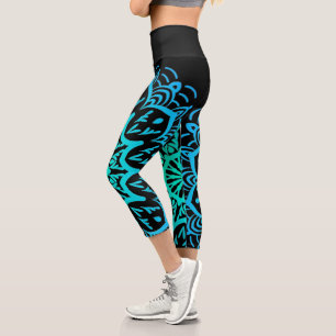 Elegant Blue and Teal Mandala on Black Capri Leggi Leggings