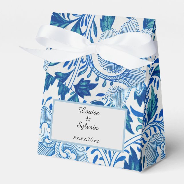 Elegant Blue and white Floral Pattern Favour Box (Front Side)