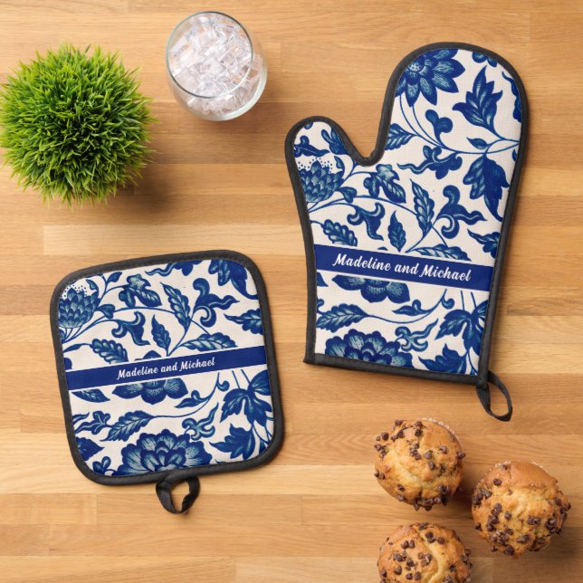 Elegant Blue French Country Chinoiserie Name Oven Mitt & Pot Holder Set (Top Down)