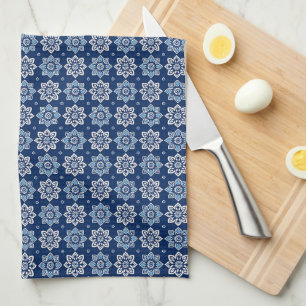 Elegant Blue Mandala Floral Pattern Tea Towel
