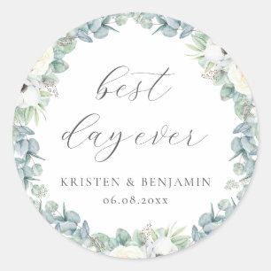 Elegant Boho White Floral Greenery Wedding Favour Classic Round Sticker