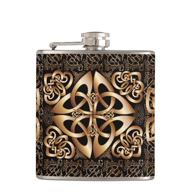 Elegant Celtic Knot on black Hip Flask (Front)