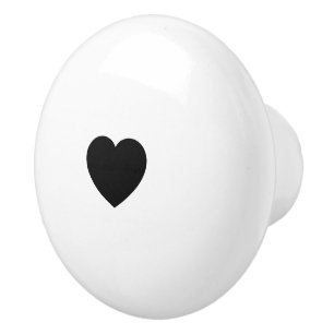Elegant Ceramic Knob Featuring Minimalist Heart Ar
