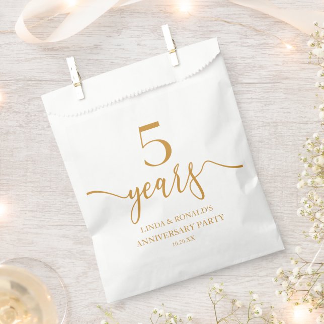 Elegant Champagne 5th Wedding Anniversary Favour Bag (Clipped)