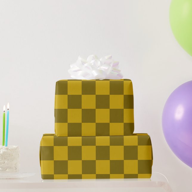 Elegant Chequered Pattern in Dark and Light Brown Wrapping Paper (Party Gifts)