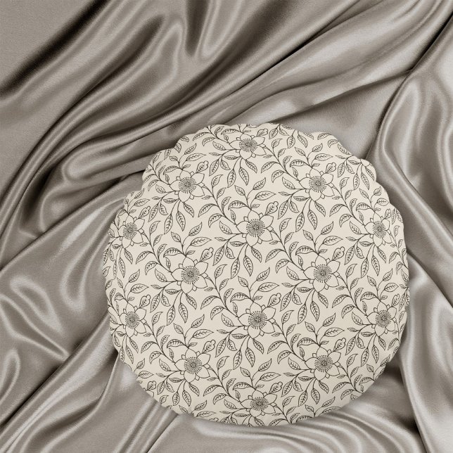 Elegant Chinese floral pattern Natural CC0443 Round Cushion (Creator Uploaded)