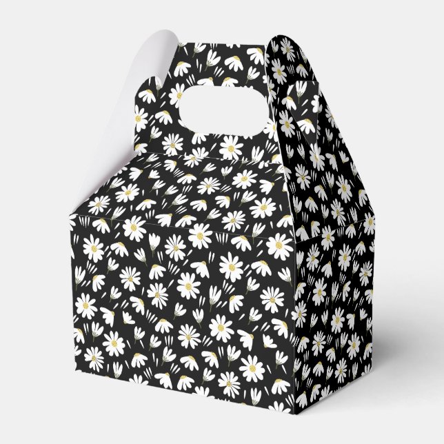 Elegant Customised Chamomile Floral Favour Box (Front Side)