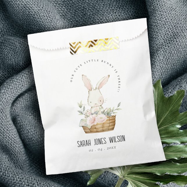 Elegant Cute Bunny In Floral Basket Kids Birthday Favour Bag (Creator Uploaded)
