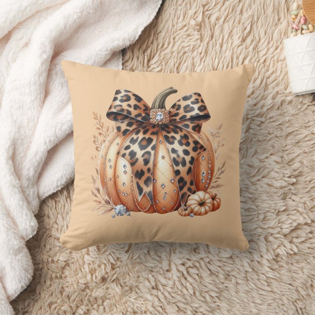 elegant diamond pumpkin with leopard tie cushion (Creator Uploaded)