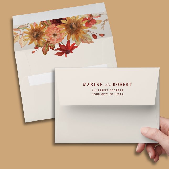 Elegant Fall Leaves Autumn Wedding Envelope (Elegant fall leaves autumn wedding envelope with warm seasonal charm.)
