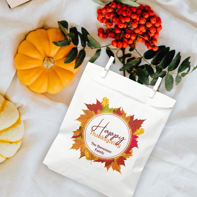 Elegant Fall Maple Leaves Wreath Thanksgiving Favour Bag (Creator Uploaded)